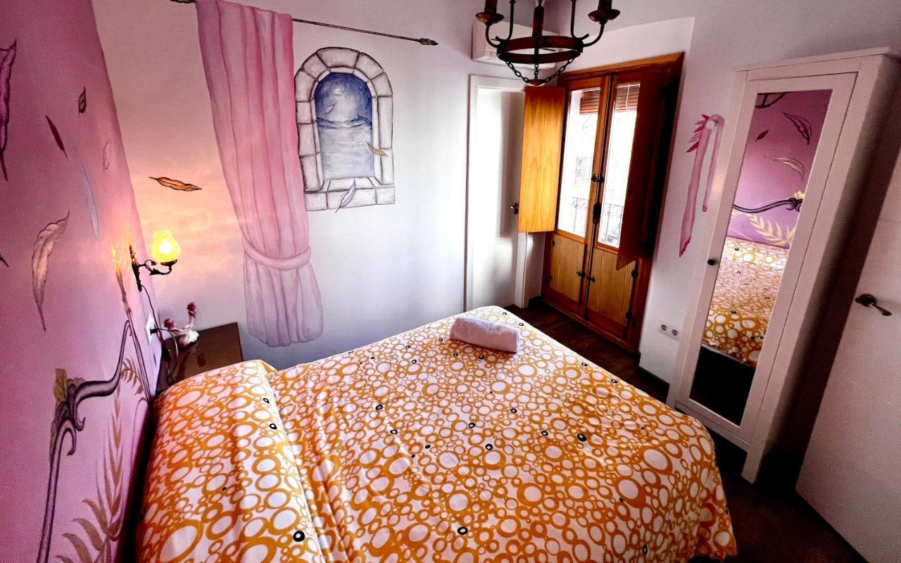 Appartamento Destino Deluxe Plaza De Santiago - 2 Hab Caces Esterno foto