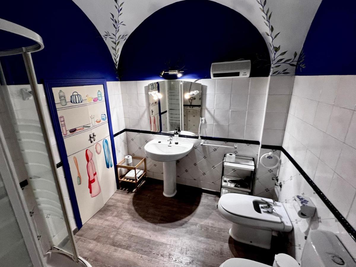 Appartamento Destino Deluxe Plaza De Santiago - 2 Hab Caces Esterno foto